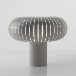 Kartell Teresa pöytävalaisin, kyyhkynharmaa, Ø 50 cm, PMMA