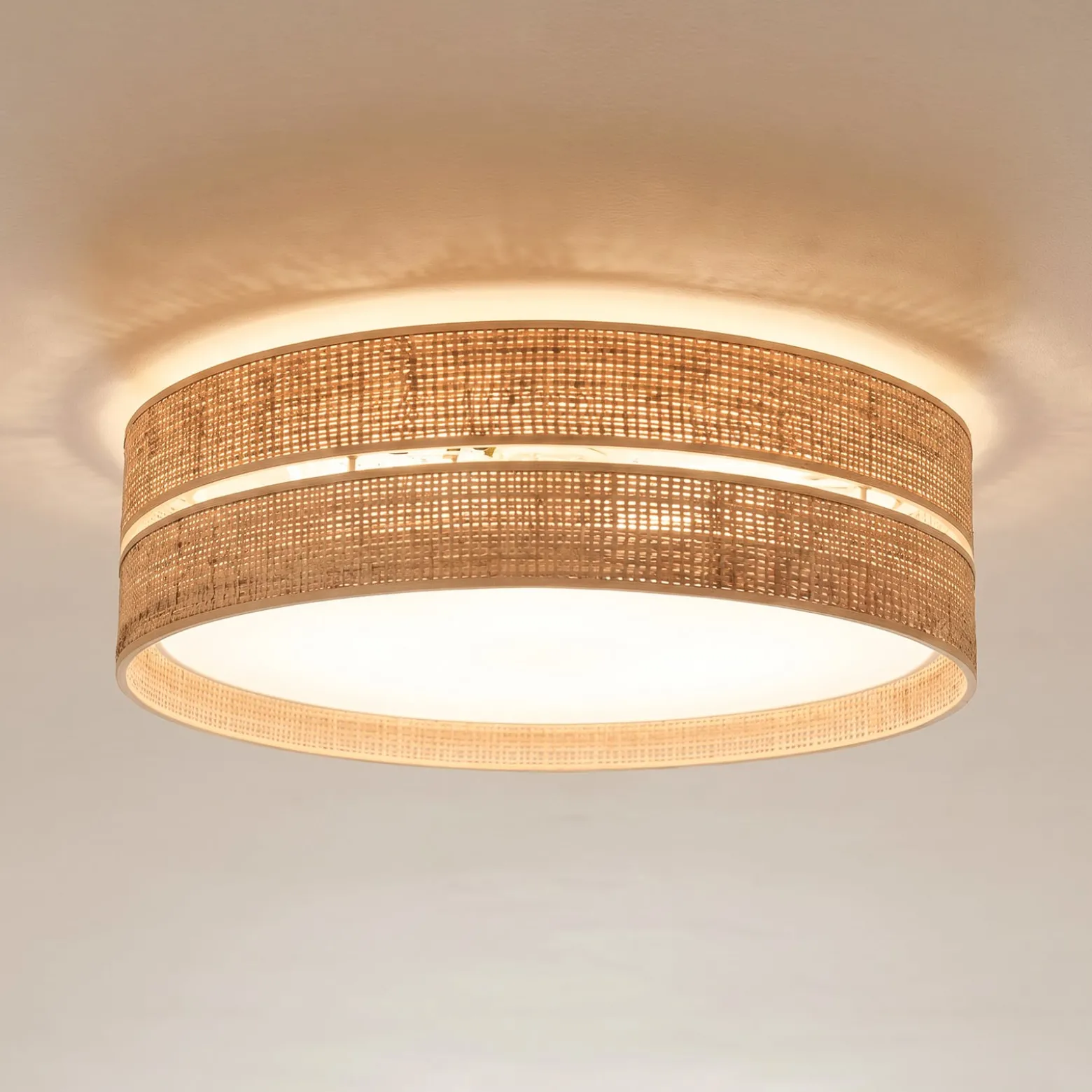 Kattovalaisin Calma, beige, rami, Ø 60 cm, E27