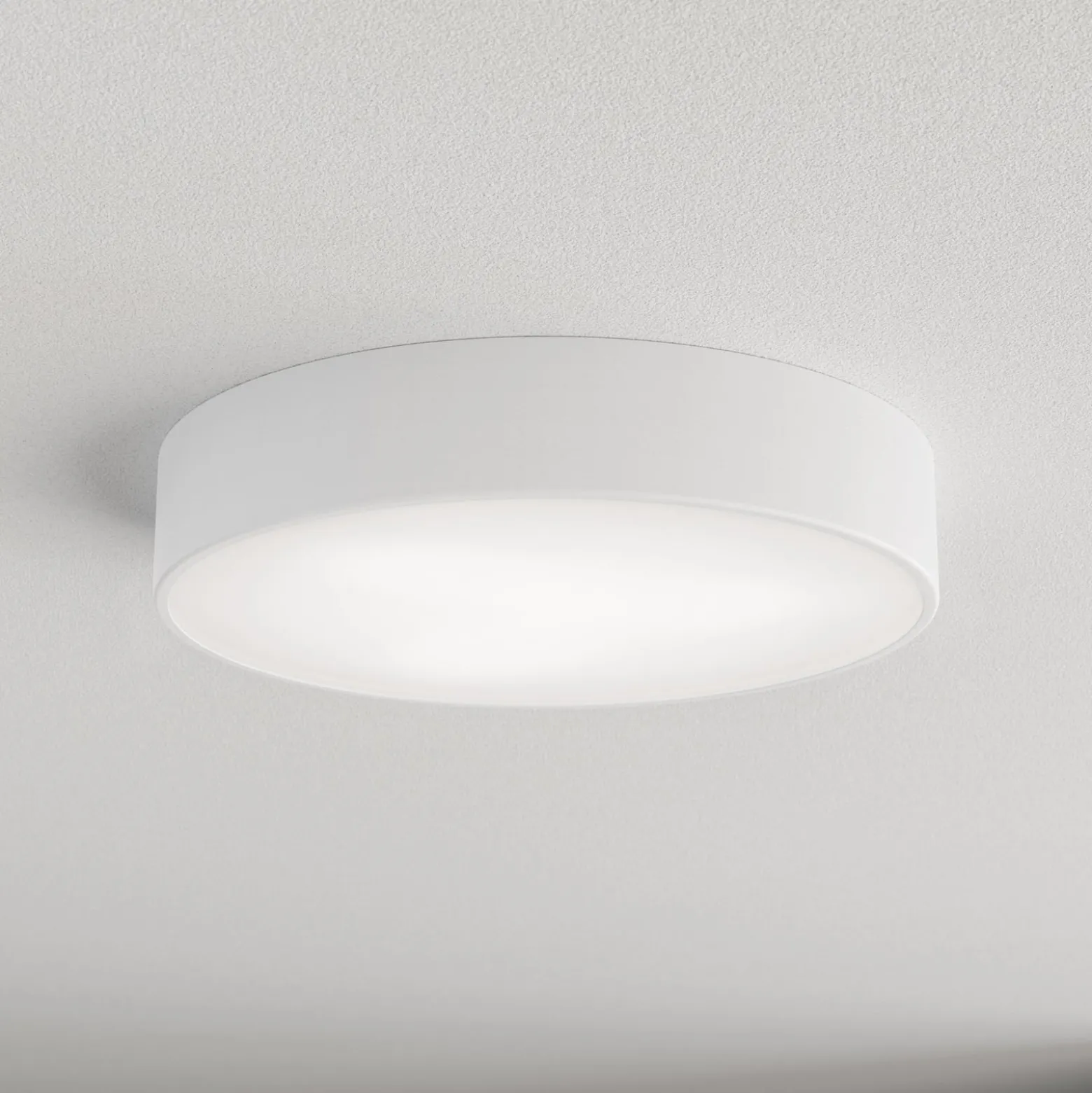 Kattovalaisin Cleo 400, valkoinen, anturi, IP20, Ø 40 cm, metalli