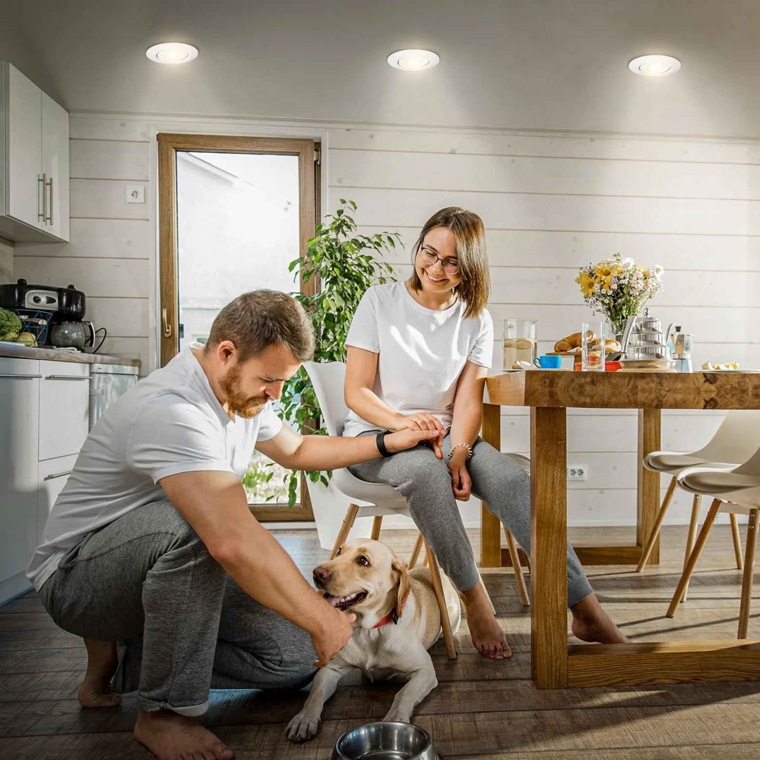 Klira uppoasennettava LED-valaisin, valkoinen, kääntyvä, himmennettävä, 3