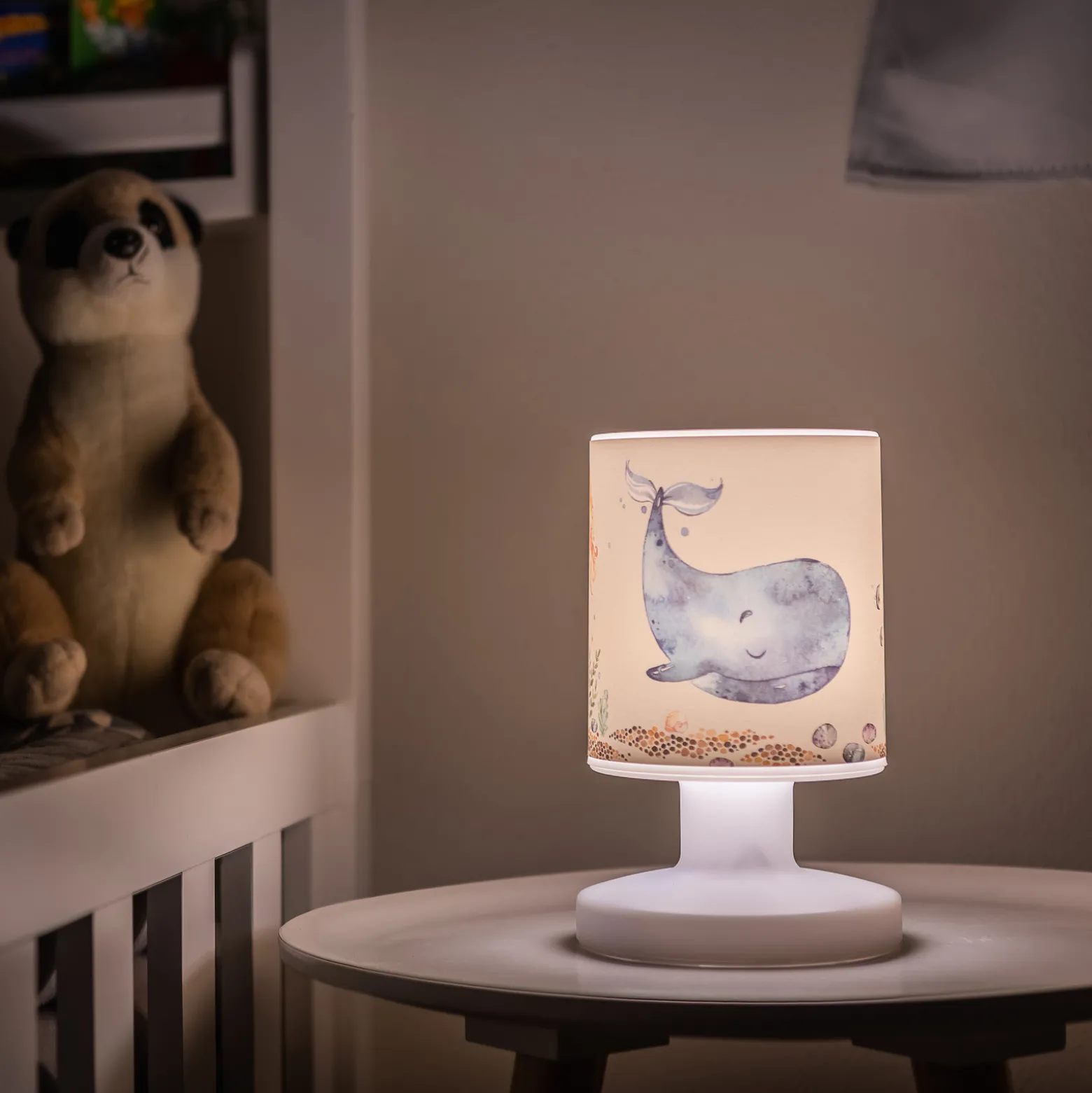 Ladattava LED-pöytävalaisin Paul Pottwal, valkoinen/sininen, USB-portti