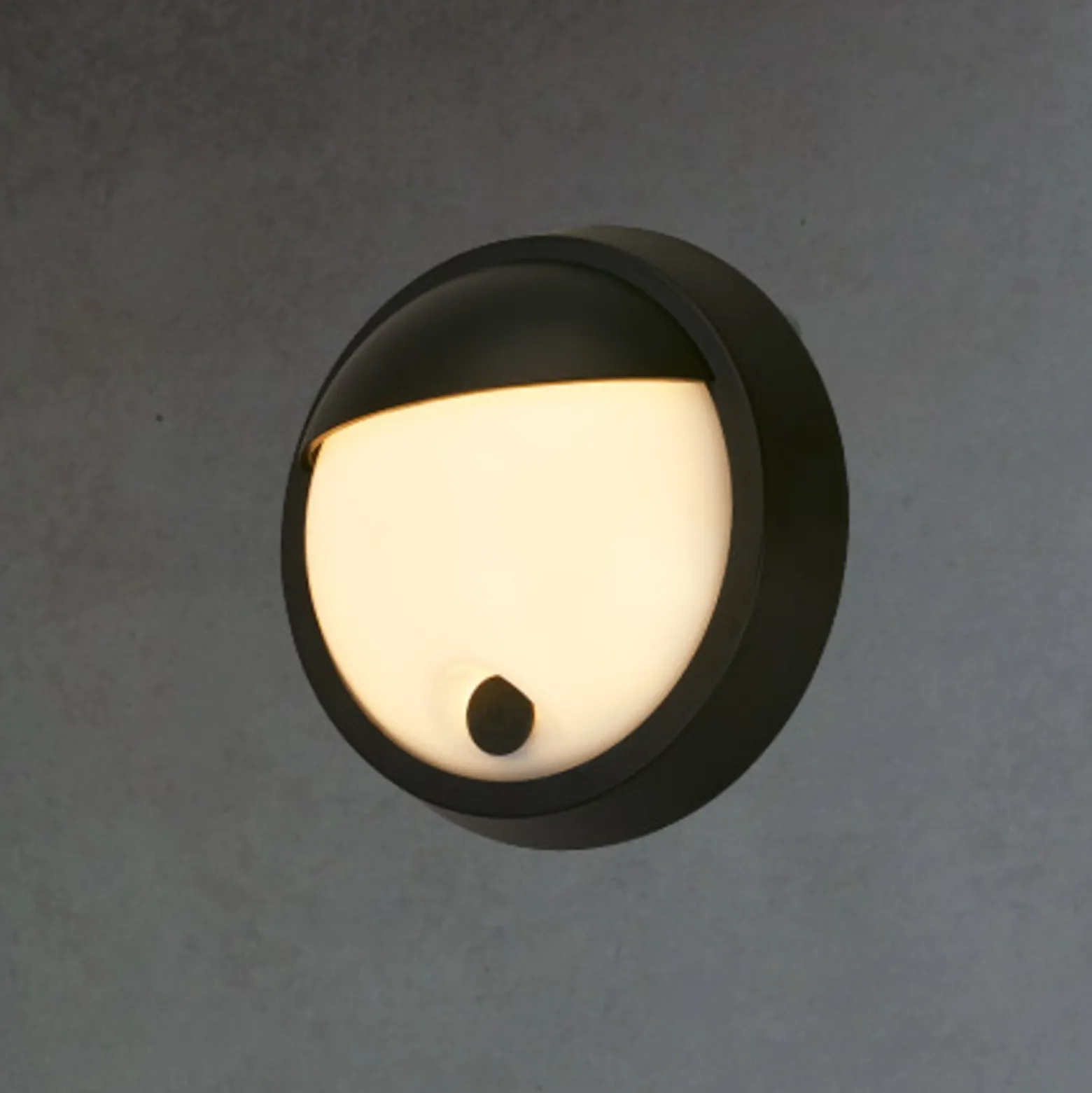 Ladattava LED-ulkoseinävalaisin 3784015, musta Kosketushimmennin Ø 17 cm