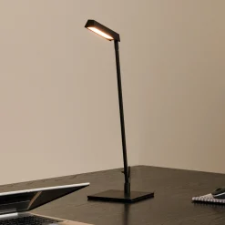 Lavale LED-pöytävalaisin, musta, himmennettävä, korkeus 42 cm