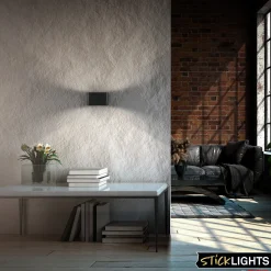 LED-akku-seinävalaisin Chat, musta, 16 cm, muovi, anturi