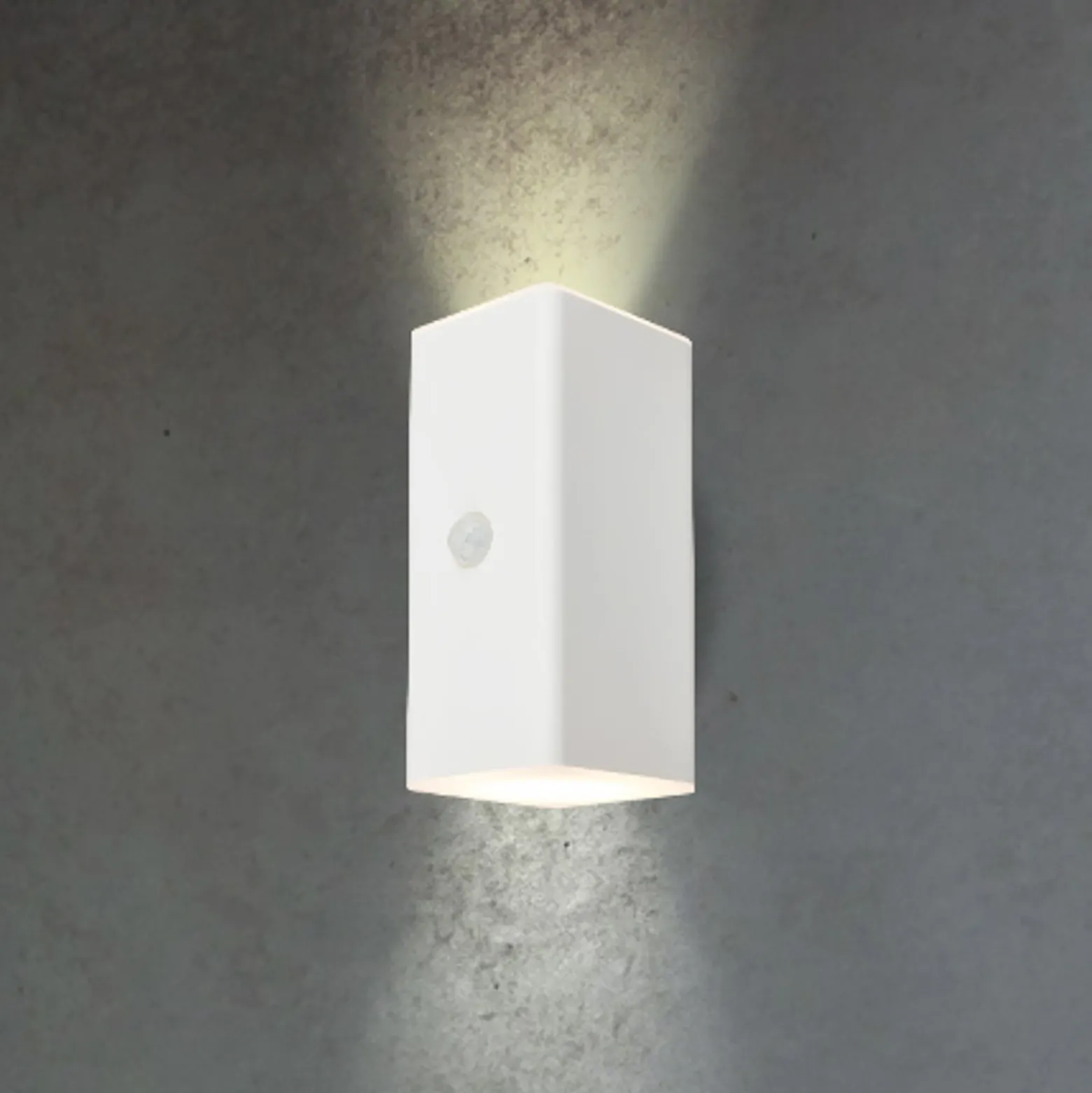 LED-akku ulkoseinävalaisin, valkoinen, anturi, ylös/alas