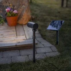 LED-aurinkokäyttöinen kohdevalaisin Powerspot 53 cm, 250 lm, musta, maakiinnike