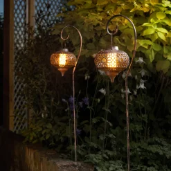 LED-aurinkokäyttöinen maapiikkivalaisin Osman, 2 kpl, IP44
