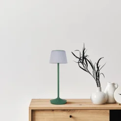 LED-aurinko-pöytävalaisin Emmi CCT vihreä