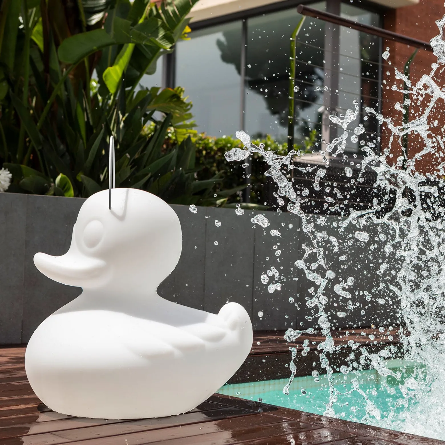 LED-designvalaisin DUCK-DUCK XL ulkokäyttöön, valkoinen