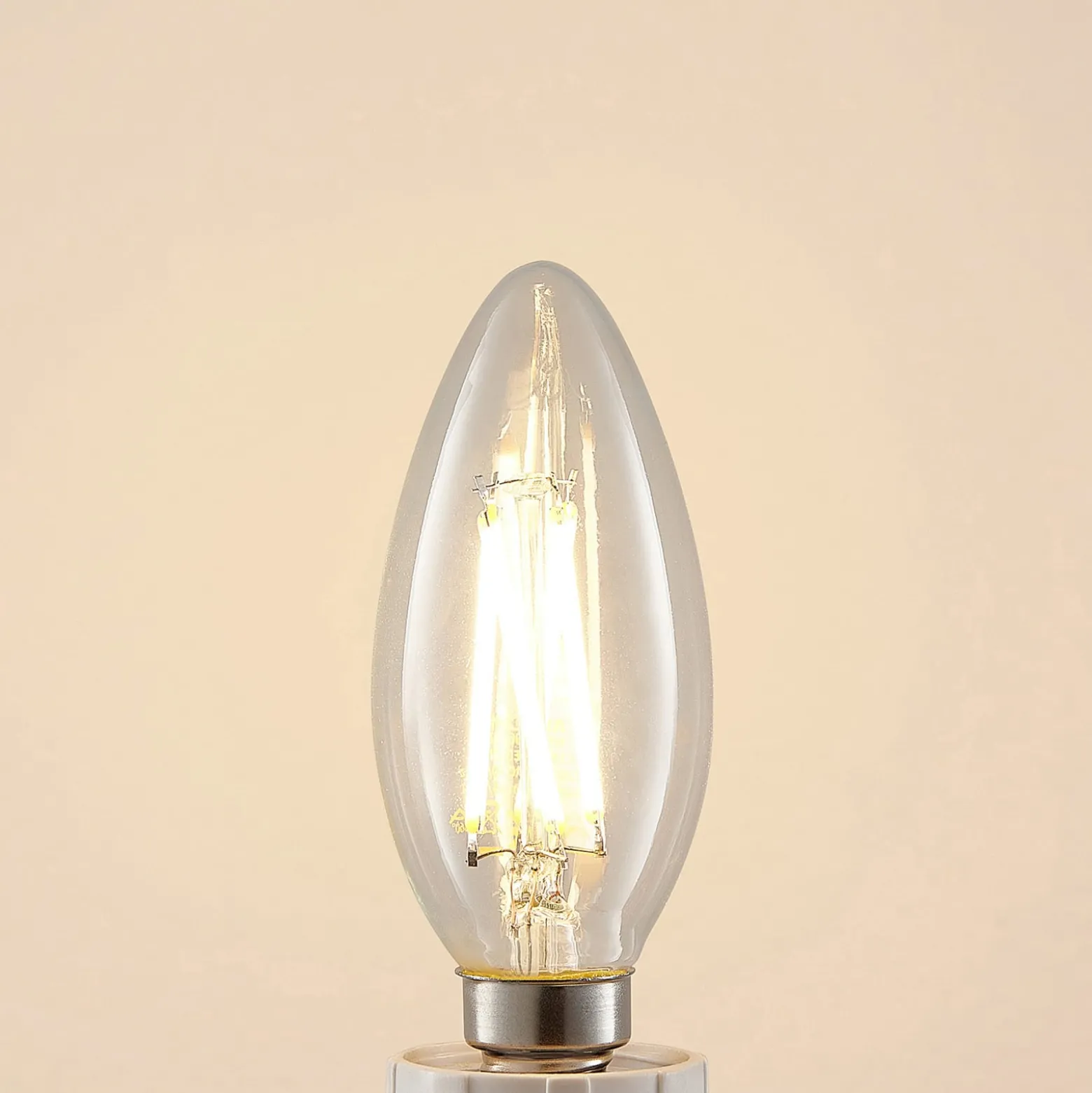 LED-filamenttilamppu E14 4W 827 kynttilä him., 5x