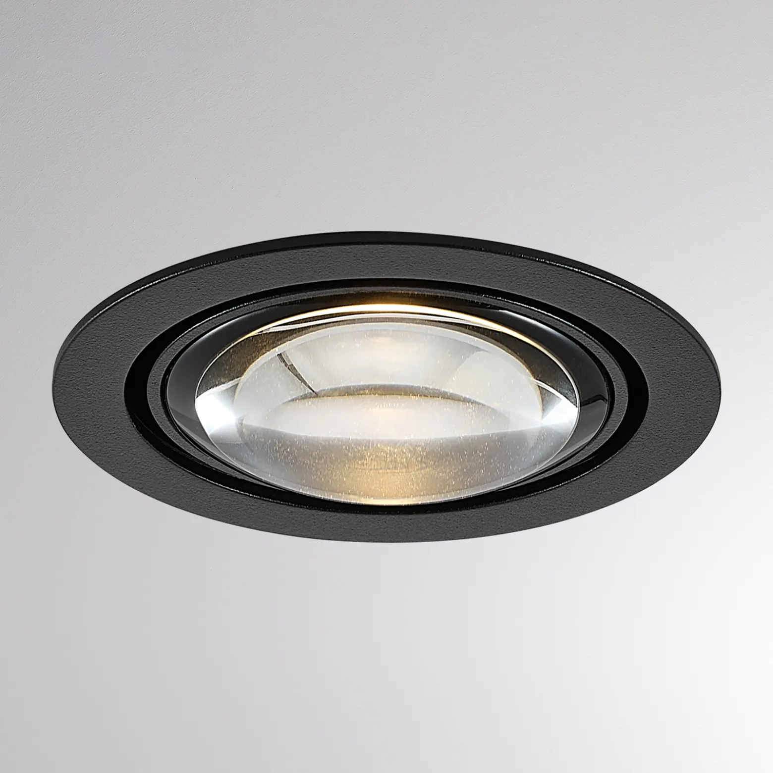 LED-kattouppovalaisin MAG MINI, musta, Ø 10 cm, CCT 18 V