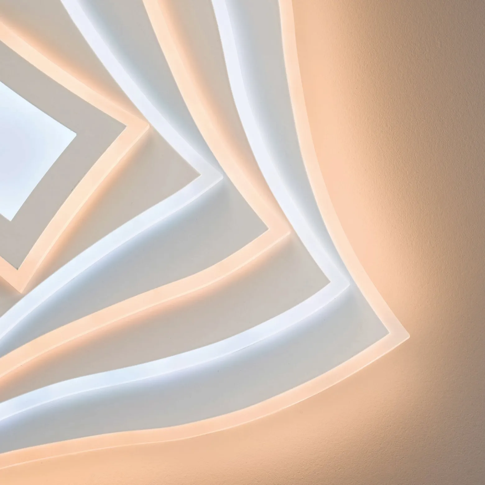 LED-kattovalaisin HERO, greige, 50x50 cm Kaukosäädin CCT himmennettävä