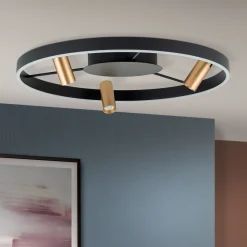 LED-kattovalaisin kolmella kohdevalolla