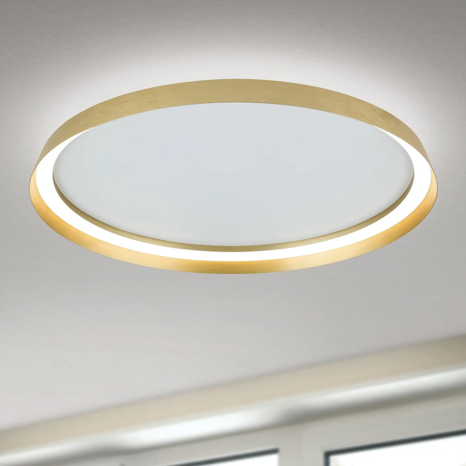 LED-kattovalaisin Manta, Ø 60 cm, kullanvärinen, alumiini, ylös/alasvalo