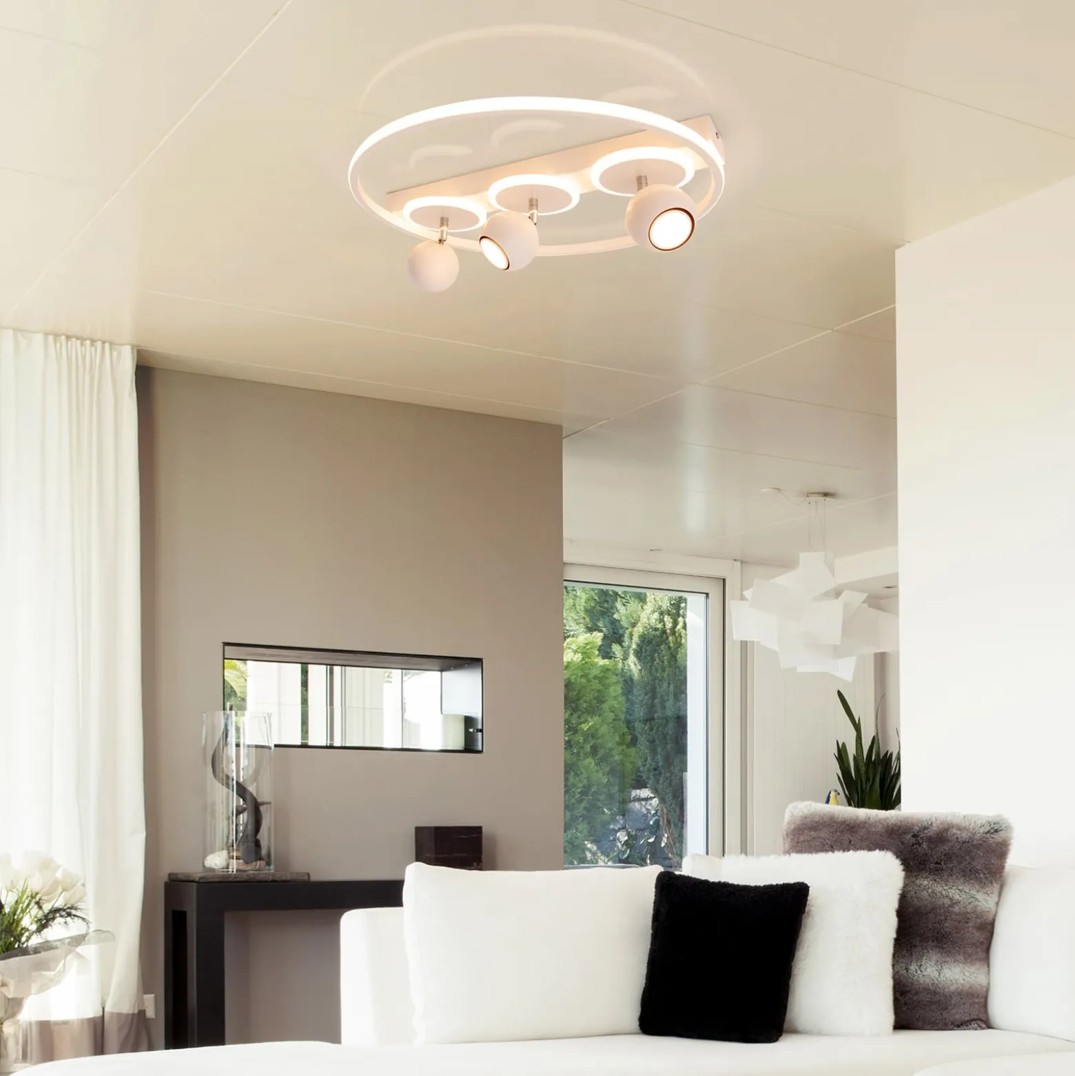 LED-kattovalaisin Ronda, valkoinen, 3-lamppuinen