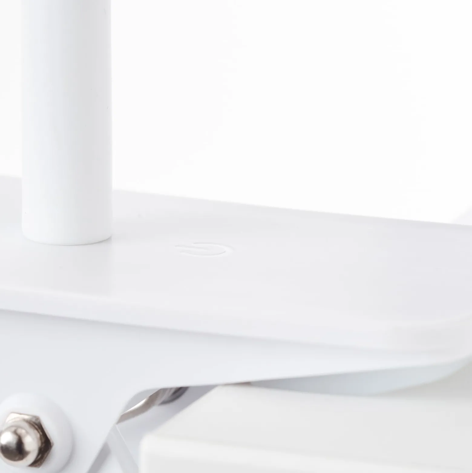 LED-klipsipöytävalo Adda valk., 3-port. himmennys