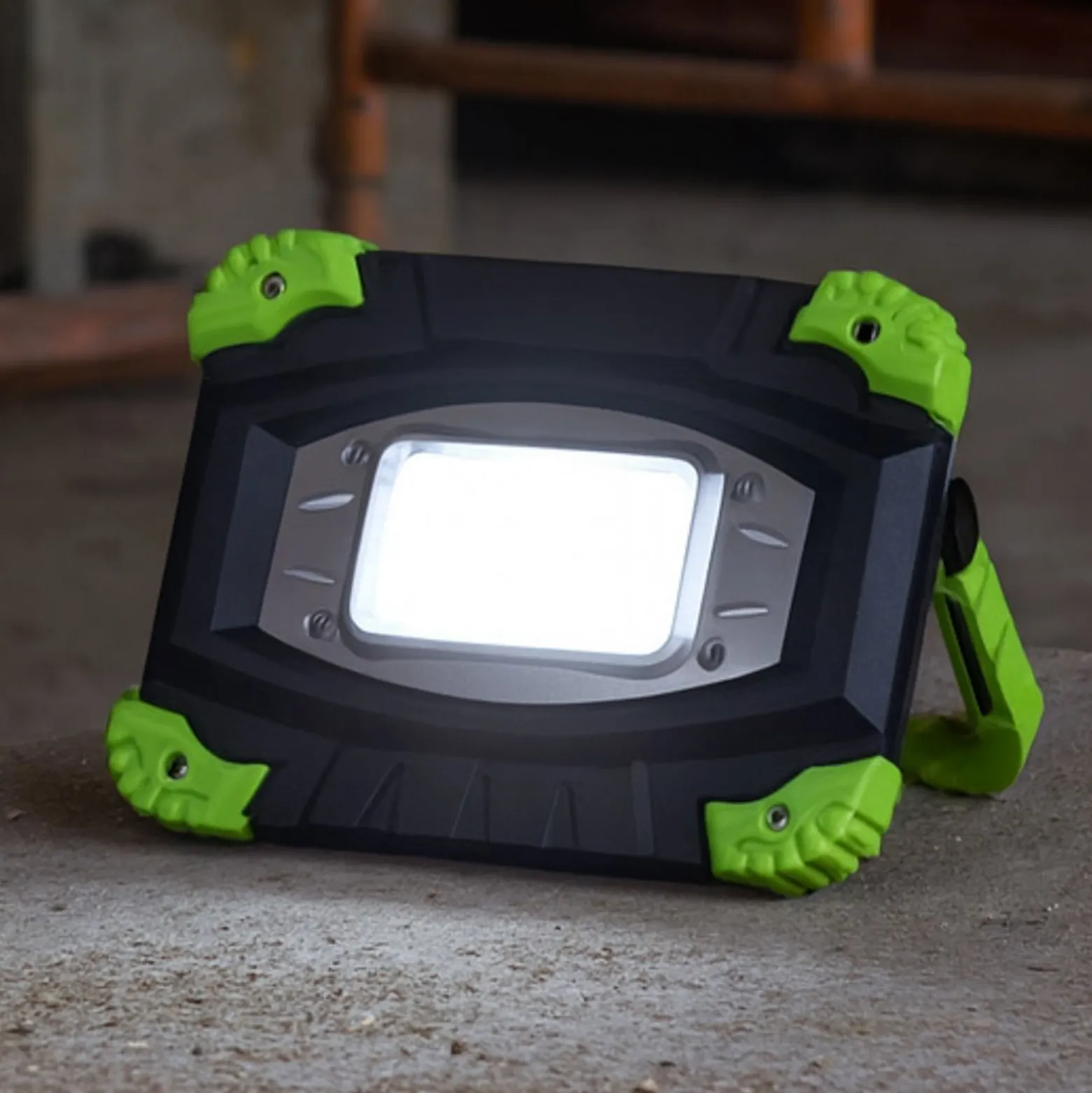 LED-kohdevalaisin ulos 850947, musta/vihreä, pituus 17 cm