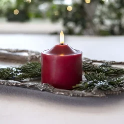 LED-kynttilän liekki, korkeus 9,5 cm punainen aito vaha paristokäyttöinen