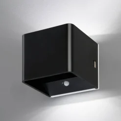 LED-ladattava seinävalaisin Magnetics, musta, USB, liiketunnistin