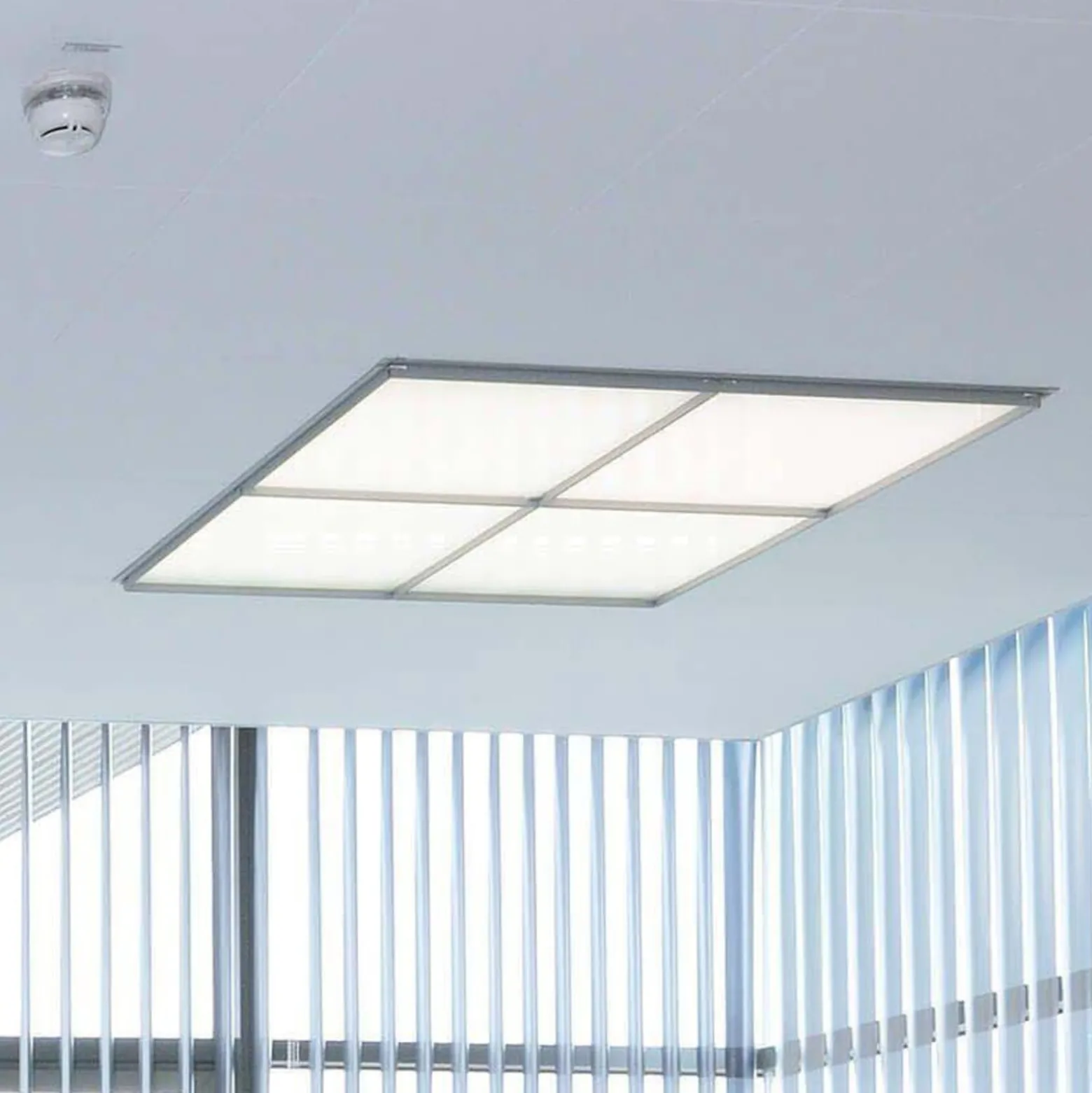 LED-lamppu 100032, himmennettävä 3000-5500K