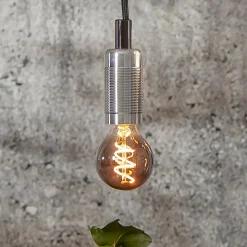 LED-lamppu P45 E14 3W 1 800 K savunharmaa