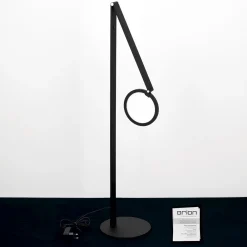 LED-lattiavalaisin Fati, korkeus 136 cm, musta, alumiinia, himmennin