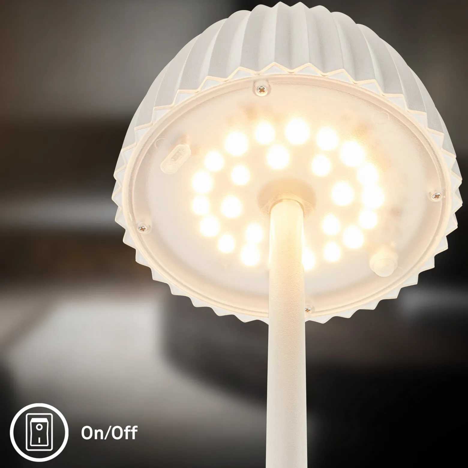 LED-lattiavalo Loca, vanha valkoinen, korkeus 123 cm, muovi/metalli