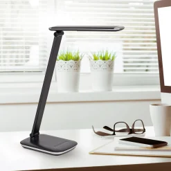 LED-pöytälamppu MAULjazzy, musta, korkeus 43 cm, himmennettävä USB-portti