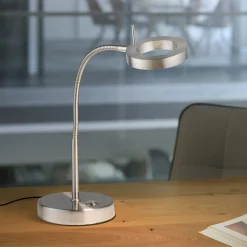 LED-pöytävalaisin Hensko, säätövarsi, Touchdim