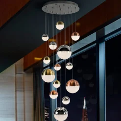 LED-riippuvalo Sphere multicolour 14-lamppuinen
