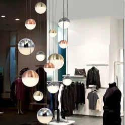 LED-riippuvalo Sphere multicolour 14-lamppuinen