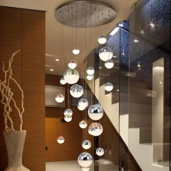 LED-riippuvalo Sphere multicolour 27-lamppuinen