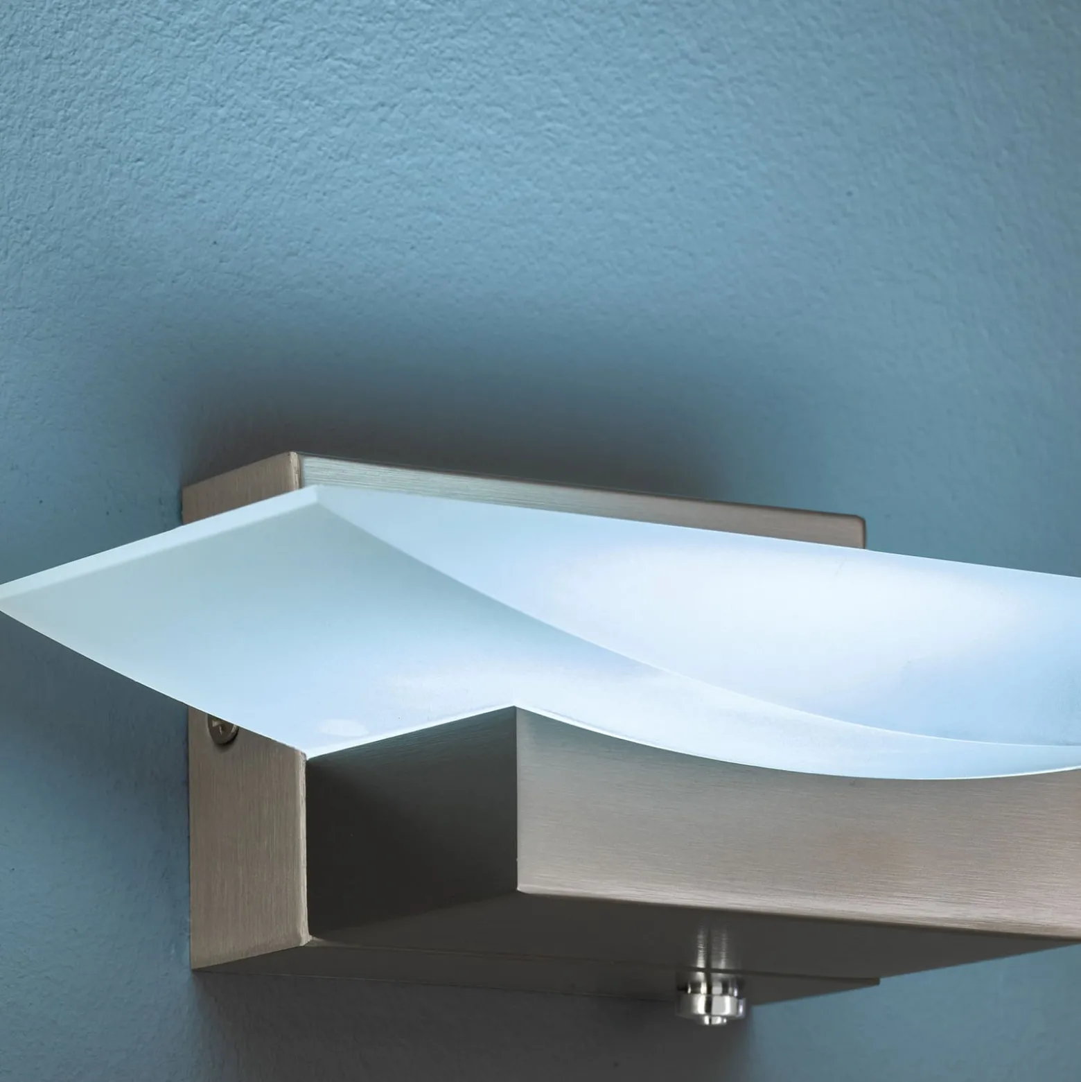 LED-seinävalaisin Bowl TW katkaisija, värin vaihto