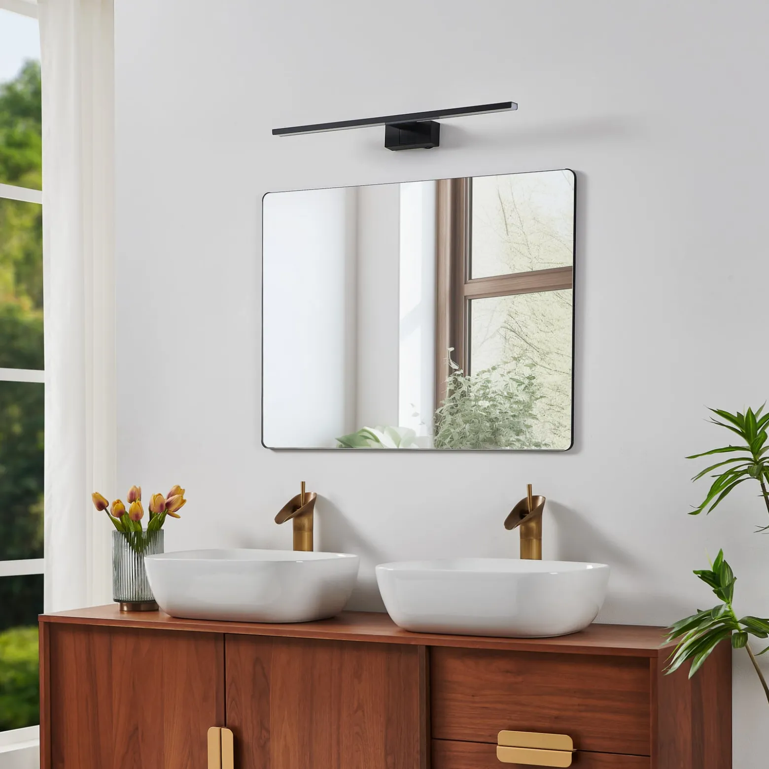 LED-seinävalaisin Conettilla, musta, leveys 60 cm, IP44, CCT