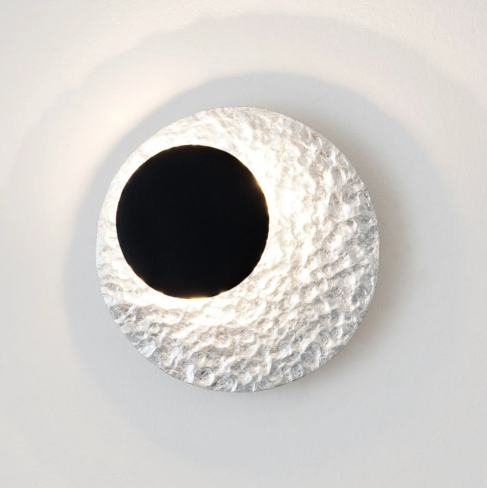 LED-seinävalaisin Infinity, hopea, Ø 20 cm