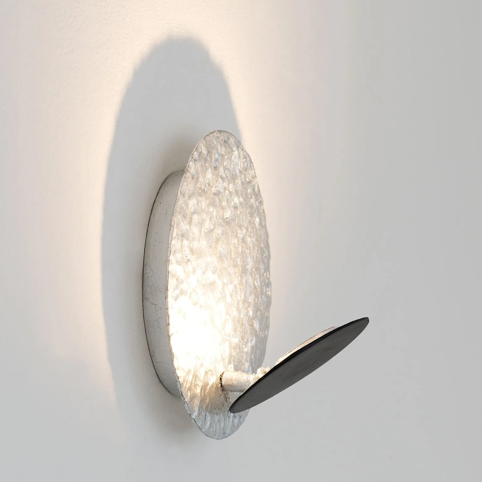 LED-seinävalaisin Infinity, hopea, Ø 20 cm