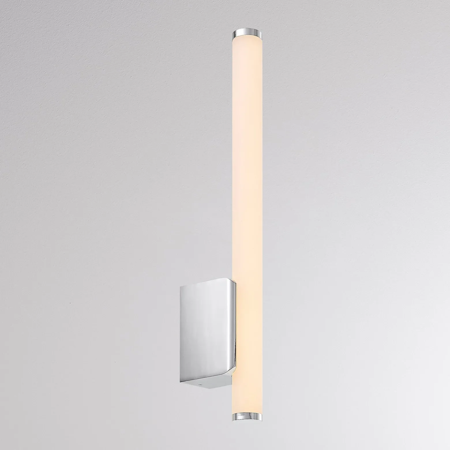 LED-seinävalaisin VINA UP S, kromivärinen, korkeus 40 cm, IP44 CCT