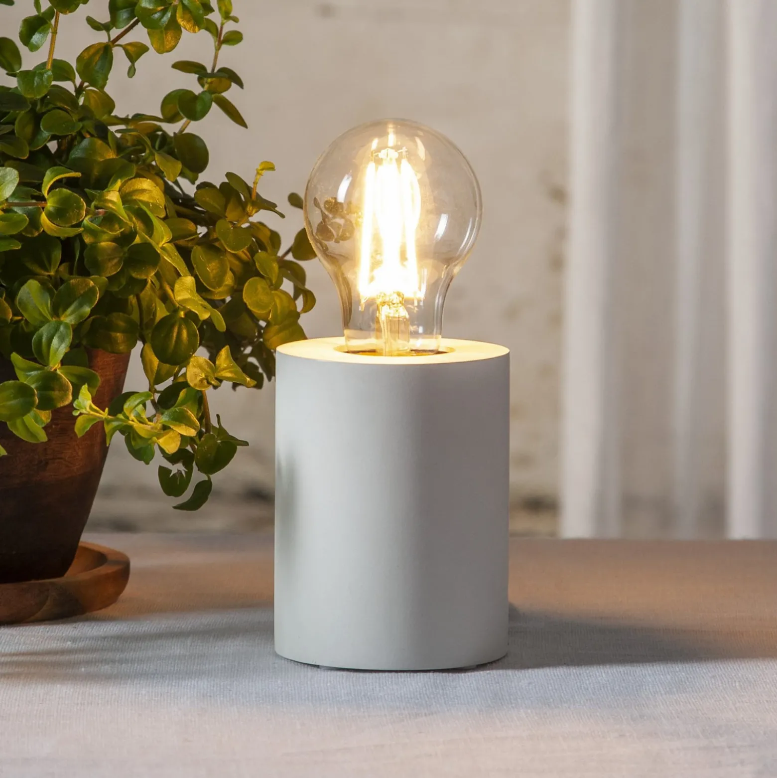 LED Soft Glow Memory, E27, 6,5 W, 2100 K, himmennettävä, hehkulamppu
