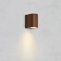 LED-ulkoseinävalaisin Alor, ruskea, 1-lamppuinen, IP65, himmennettävä