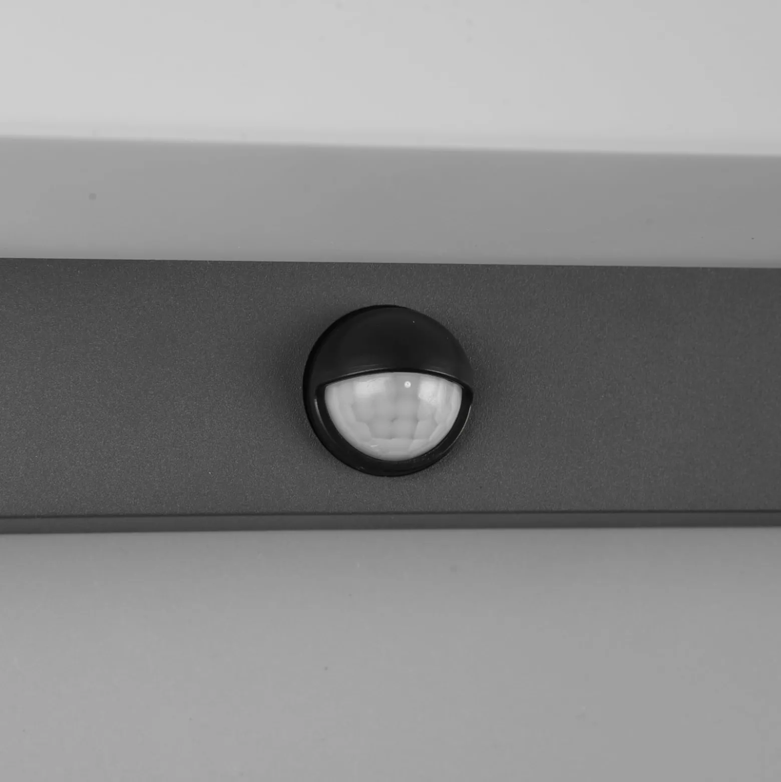LED-ulkoseinävalaisin Nestos, liiketunnistin, IP54