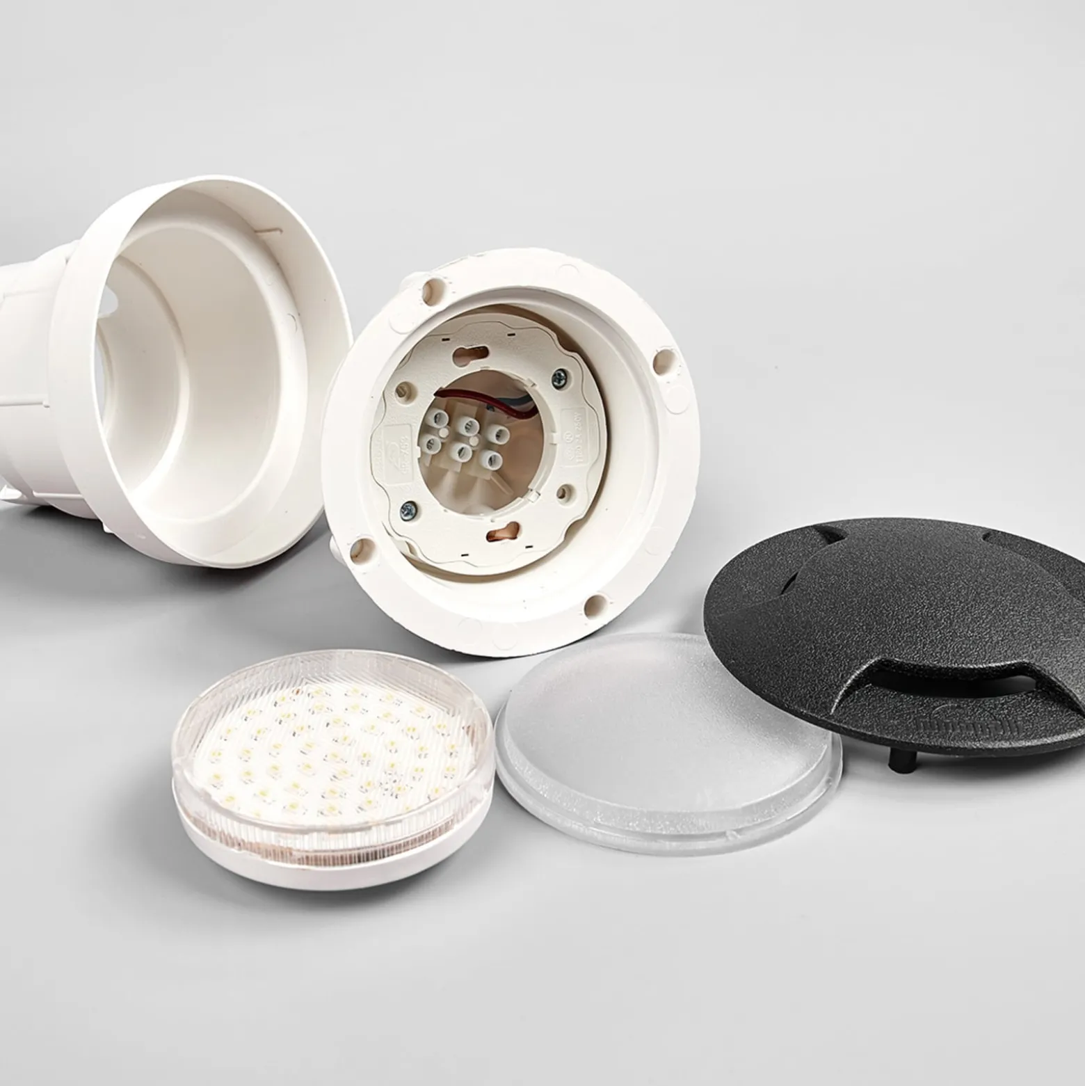 LED-uppovalaisin Ceci 120-3L musta CCT