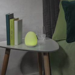 LED-yövalo 357-61, kosketustoiminto, akku, RGBW
