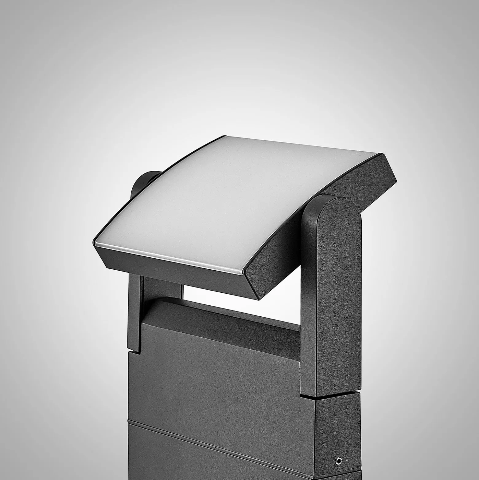 Lindby Cathalena LED-polkujen valaisin tummanharmaalla värillä