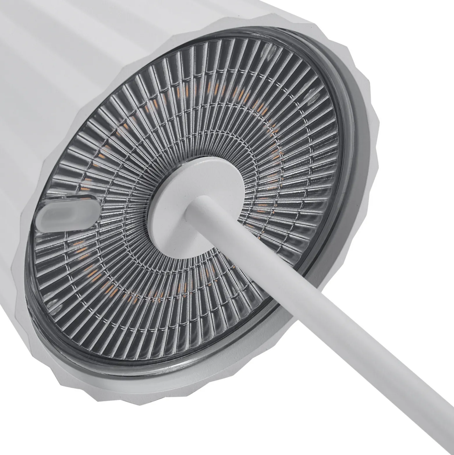 Lindby LED-akku pöytävalaisin Esali, valkoinen, uurteet, 29 cm