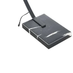 Lindby LED kaareva lattiavalaisin Kendra, musta, alumiini, korkeus 180cm