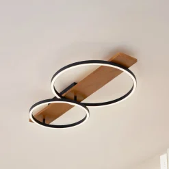 Lindby LED-kattovalaisin Galad, musta, puu, 2-valo, 75 cm
