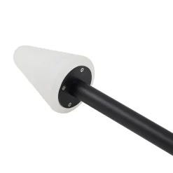 Lindby LED-maapiikkivalaisin Selinda, musta, korkeus 100 cm