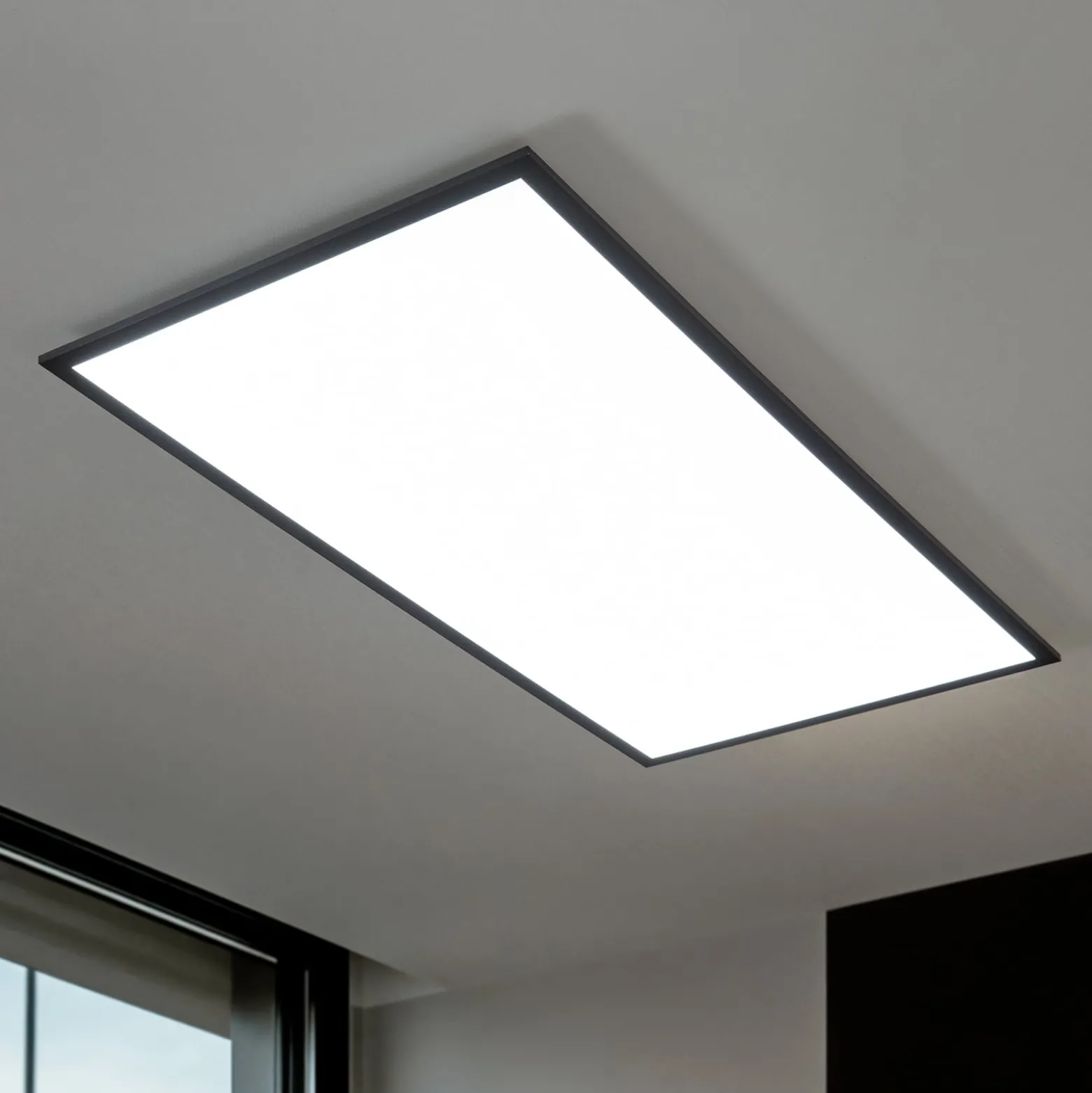 Lindby LED-paneeli Nelios, 120 x 60 cm, CCT, musta, metallia