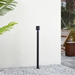 Lindby LED-polkujen valaisin Amila, musta, alumiinia, IP54
