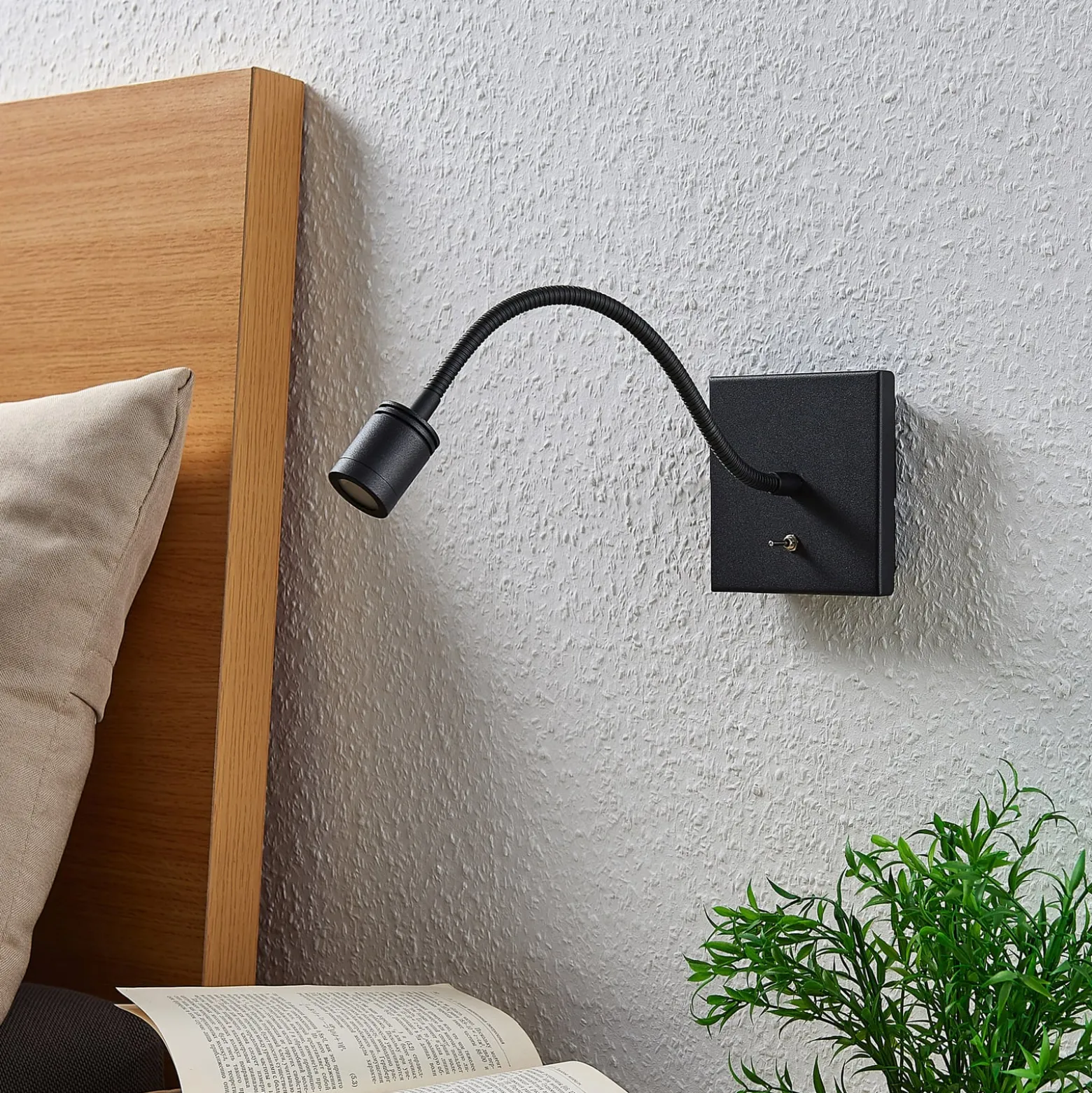 Lindby LED-seinävalaisin Mayar, 2kpl, musta, lukulamppu, 11 cm